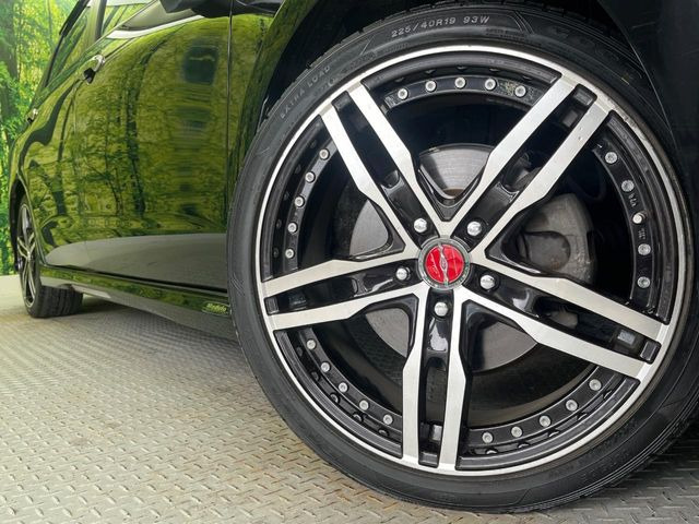 �y19�C���`�A���~�z�C�[���z�O�ςɃ}�b�`�����A���~�z�C�[���𑕒����Ă���܂��B�e��A���~�z�C�[����A�X�^�b�h���X�^�C�����戵�����Ă���܂��B���񂲑��k����������