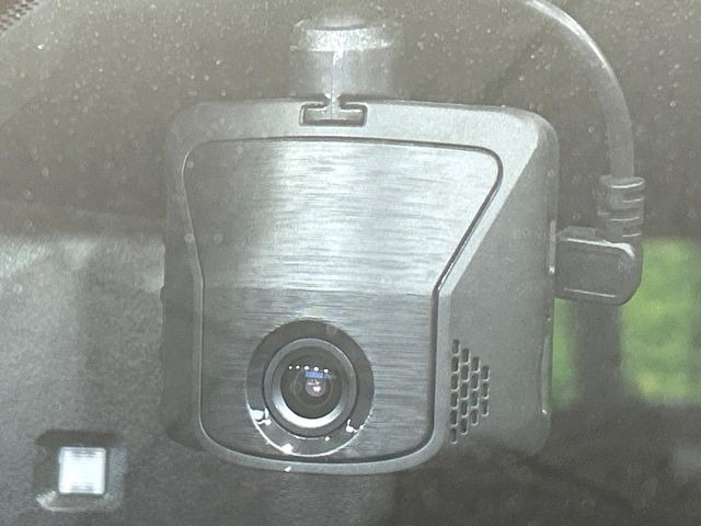 �y�h���C�u���R�[�_�[�z�h���C�u���R�[�_�[����!���s���͂������A������^�]�⎖�̂ɑ��������ہA�f���ŋL�^���A����̃��X�N�ɔ����܂��B���L�^�pSD�J�[�h�͂��q�l�����g�ł��������������K�v������܂��B