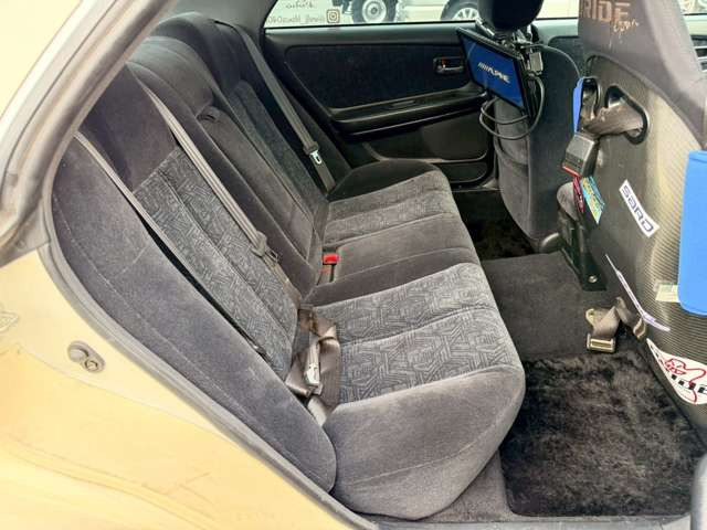 �C�ɂȂ邨�Ԃ�����܂�����E�̓d�b�ԍ����璼�ڂ��X�ɂ��₢���킹���������B�x�����@����ԗ����A��Ԃ܂łȂ�ł������������Ē����܂��B�X�^�b�t�ꓯ���A�����҂����Ă���܂��B