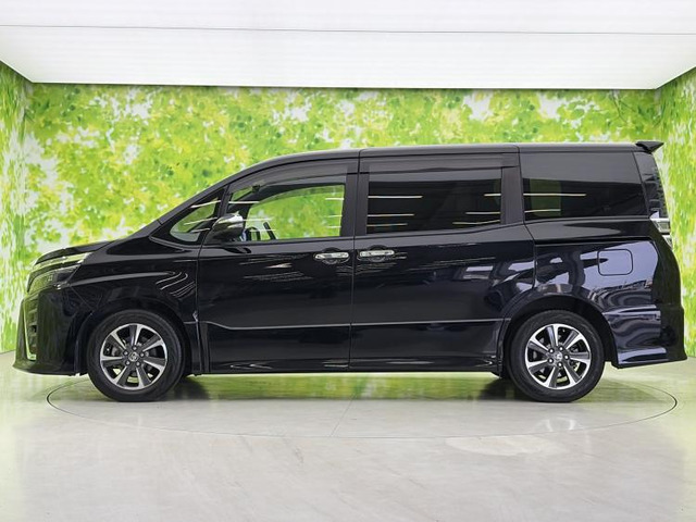 ヴォクシー2.0 ZS 煌III