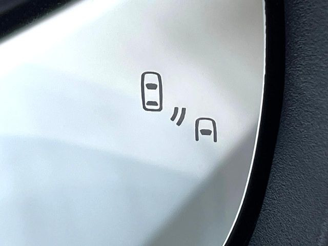 �y�u���C���h�X�|�b�g���j�^�[�z���s���A�h�A�~���[�̎��p�ɂȂ�₷���ӏ��Ɍ㑱�Ԃ��ڋ߂���ƃT�C�h�~���[�t�߂Ɍx����\���A�h���C�o�[�ɒ��ӊ��N�����Ă���܂��B