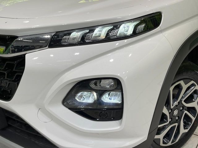 �yLED�w�b�h���C�g�z���V����ԑ��s�����ǍD�Ȏ��E���m�ۂ����S���ĉ^�]�ł��鍂�P�xLED�w�b�h���C�g�𑕔�!�_�����x�������A����d�͂��}�����Ă��܂��B