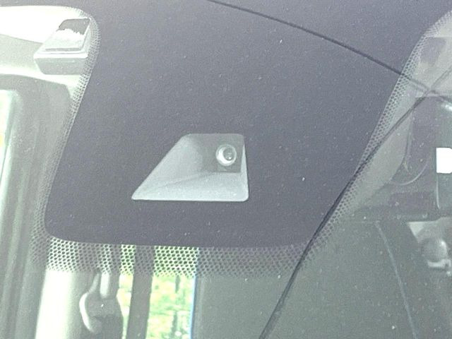 �y�O�He-Assist�z���s���ɑO���̎ԗ�����F�����A�Փ˂������Ȏ��͌x��ƃu���[�L�ŏՓˉ���Ɣ�Q�y�����A�V�X�g�B�����S�Ƀh���C�u�����y���݂��������܂��B