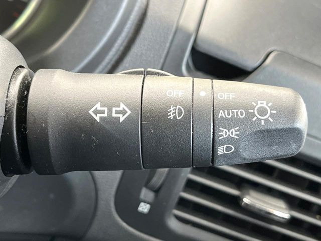 �y�I�[�g���C�g�z����̖��邳�ɉ����Ď����Ńw�b�h���C�g�̓_���E�������ł���@�\�ł�!���C�g�̕t���Y��E�����Y��Ȃǂ������Ȃ�A�J�̓���[���̑��s�����S!�g���l���ʉߎ����֗��ł��ˁ�