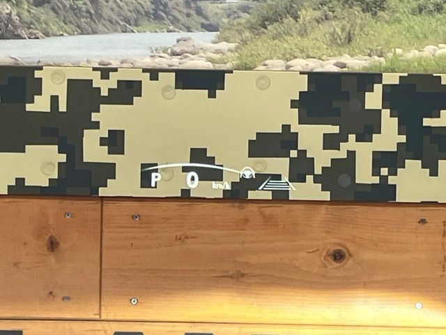 �y�J���[�w�b�h�A�b�v�f�B�X�v���C�z���݂̑��x�⑖�s�����f�W�^���\���ŉ^�]�ȑO���̃K���X�ɓ��e!�J���[�t���Ŏ��F���������A�^�]���ڐ������炳���K�v�ȏ����m�F�ł���̂łƂ��Ă��֗��ň��S!