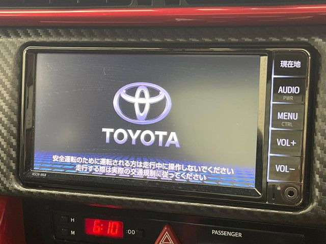 �y�����i�r�z�l�C�̏����i�r�𑕔����Ă���܂��B�i�r�̎g���₷���͂������A�I�[�f�B�I�@�\���[��!�L�����v�◷�s�͂������A�ʋ΂┃�����ȂǕ��i�̃h���C�u���y�����Ȃ�͂���