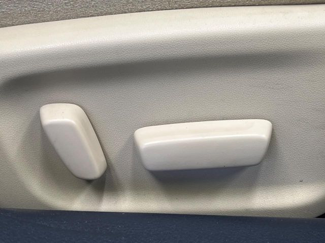 �y�p���[�V�[�g�z�X�C�b�`��ŊȒP�ɃV�[�g�̔��������\!�d��������͂�����܂���!���K�ȃV�[�g�|�W�V�����ɃZ�b�g���āA���K�ȃh���C�u�����y���݂��������B