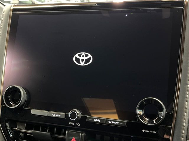 【14インチディスプレイオーディオ】画面内にオーディオ操作はもちろん、空調の調整機能なども盛り込んだ多機能なディスプレイオーディオです!スマートフォン連携はもちろん、車載ナビもお使いいただけます♪