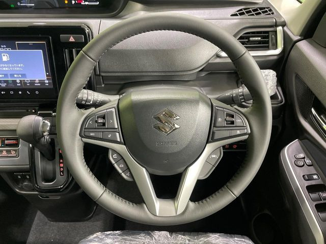 �y�����v�����X�e�A�����O�z�㎿�Ȋv���g�p���邱�ƂŁA��ɂ����������݂ƂĂ��^�]���₷���n���h���ł���