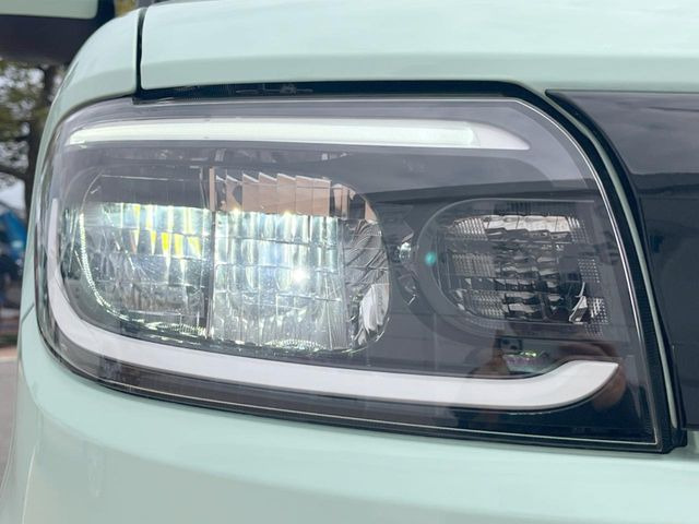 �yLED�w�b�h���C�g�z���V����ԑ��s�����ǍD�Ȏ��E���m�ۂ����S���ĉ^�]�ł��鍂�P�xLED�w�b�h���C�g�𑕔�!�_�����x�������A����d�͂��}�����Ă��܂��B