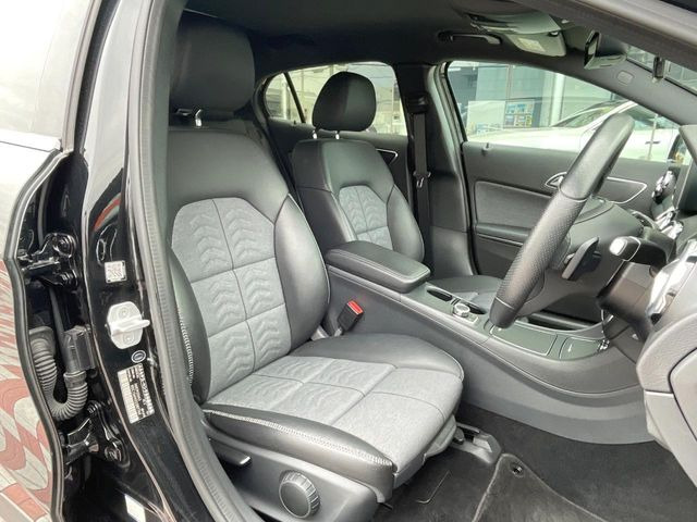 ���V�[�g�̎g�p��:�j��E�ւ�������Ȃ��A�����̒ʂ肫�ꂢ�ȏ�Ԃ��ێ����Ă���܂��B�܂��A�����N���[�j���O�E�R�[�e�B���O�����p�����������܂��B