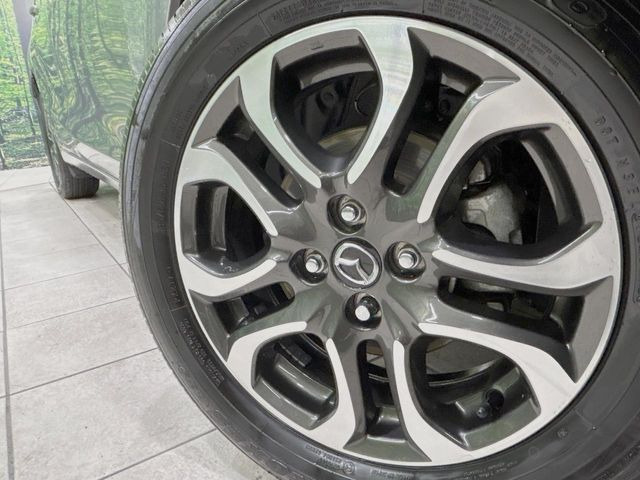 �y����16�C���`�A���~�z�C�[���z�O�ςɃ}�b�`���������A���~�z�C�[���𑕒����Ă���܂��B�e��ЊO�A���~�z�C�[����A�X�^�b�h���X�^�C�����戵�����Ă���܂��B���񂲑��k����������