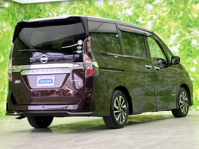 セレナ1.2 e-POWER ハイウェイスターV