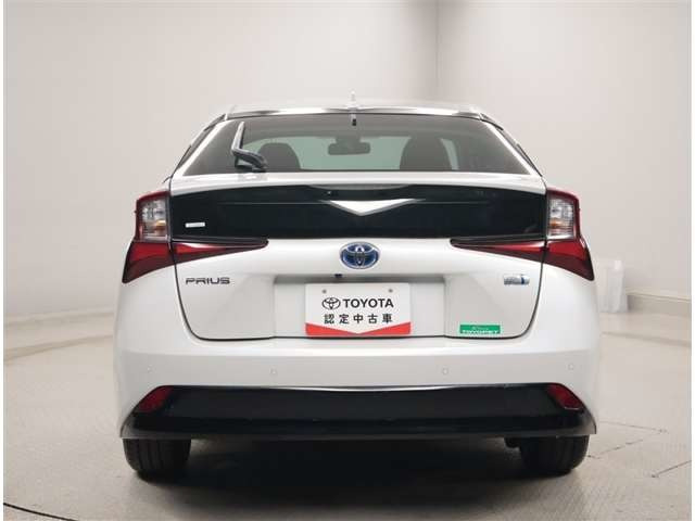 プリウス1.8 S ツーリングセレクション ブラックエディション