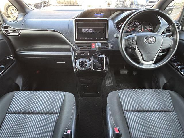 ヴォクシー2.0 ZS