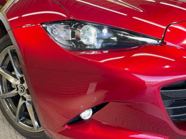 �yLED�w�b�h���C�g�z���V����ԑ��s�����ǍD�Ȏ��E���m�ۂ����S���ĉ^�]�ł��鍂�P�xLED�w�b�h���C�g�𑕔�!�_�����x�������A����d�͂��}�����Ă��܂��B