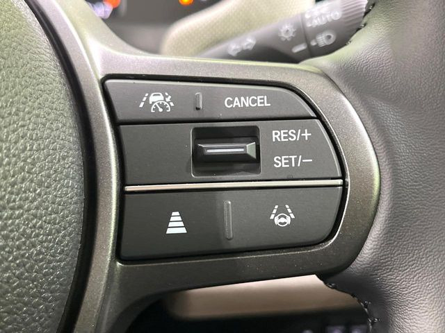 �y�A�_�v�e�B�u�N���[�Y�R���g���[���z�������H�ł̒��������s���y��!!�����ő��x��ۂN���[�Y�R���g���[�����A�Փˌy���V�X�e���ƘA�g���A�O���̎ԗ������m���ĎԊԂ�ۂ悤�ɑ��x���߂��Ă���܂�!!