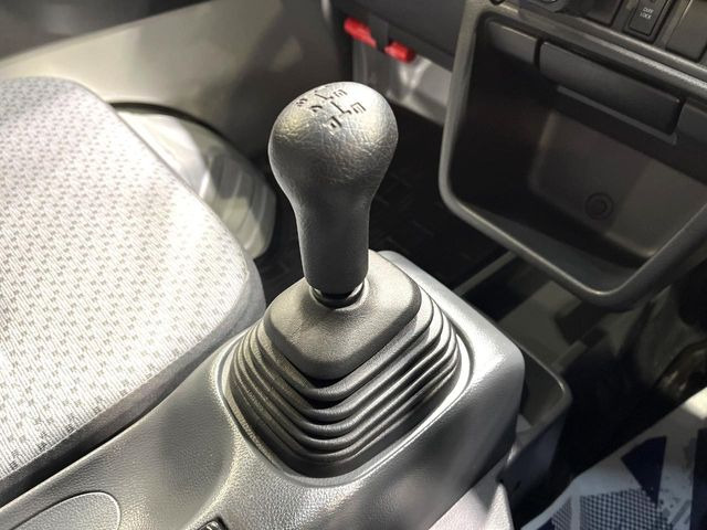 4WD�̂��Ԃł��̂ŁA�ᓹ�ł����S�ł���~��n�n��ɂ��Z�܂��̕��ȊO�ɂ��A�E�B���^�[�X�|�[�c����̕���~��n��֋A�Ȃ����@�������ɂ���������!