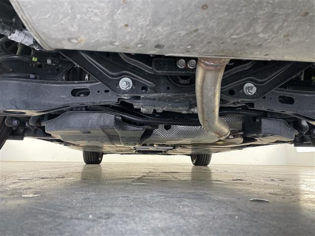 プリウス2.0 Z E-Four 4WD