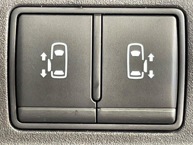 �y�����p���[�X���C�h�h�A�z�X�}�[�g�L�[��^�]�Ȃ̃X�C�b�`�Ō�ȗ����X���C�h�h�A�̊J���\���d��������͂����ăh�A���J����K�v�������A�����Ȃ��q�l�ł��ȒP�ɊJ���߂ł����K�ł���