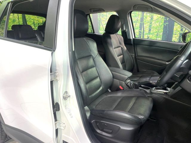 �y���烌�U�[�V�[�g�z����̂ӂ���肪�e�ՂŃ����e�i���X�����ȒP�ȁA�@�\���ɗD��鍇����v���̗p�����㎿�ȃV�[�g�ł��B����S�n���悭�A���������ӂ��S�n�ǂ��ԓ���Ԃ����o���Ă���܂��B