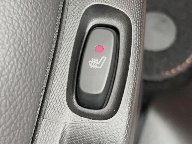 ���t�����g�V�[�g�q�[�e�B���O:�^�]�ȁE����ȋ��ɎO�i�K�Œ��߂��\�ȃV�[�g�q�[�^�[�𑕔����Ă���܂��B�G�߂��킸���K�ɂ��g�p���������܂��B