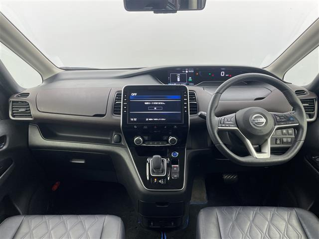 セレナ1.2 e-POWER ハイウェイスターG