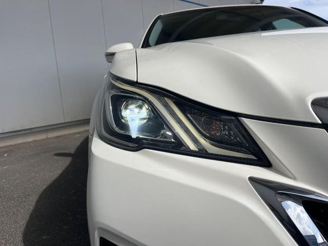 �yLED�w�b�h���C�g�z���V����ԑ��s�����ǍD�Ȏ��E���m�ۂ����S���ĉ^�]�ł��鍂�P�xLED�w�b�h���C�g�𑕔�!�_�����x�������A����d�͂��}�����Ă��܂��B