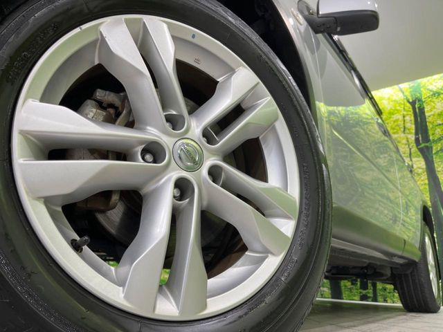 �y����17�C���`�A���~�z�C�[���z�O�ςɃ}�b�`���������A���~�z�C�[���𑕒����Ă���܂��B�e��ЊO�A���~�z�C�[����A�X�^�b�h���X�^�C�����戵�����Ă���܂��B���񂲑��k����������