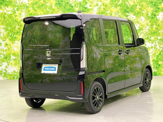 N-BOXカスタムブラック スタイル