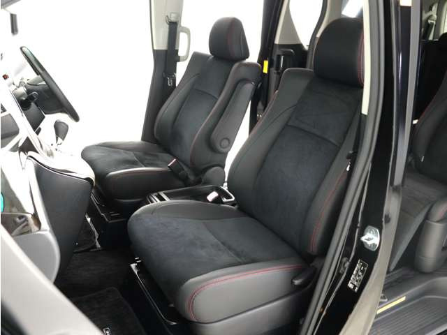 追加のお写真や動画など、メールやLINEでお送りできます!気になる点があればどんなことでも専門スタッフまでお申し付けください♪