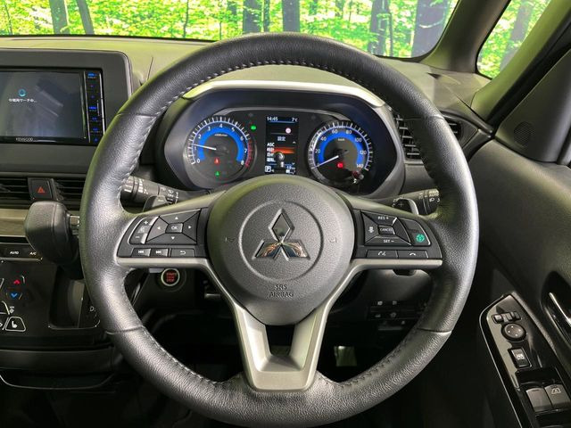 �y�����v�����X�e�A�����O�z�㎿�Ȋv���g�p���邱�ƂŁA��ɂ����������݂ƂĂ��^�]���₷���n���h���ł���