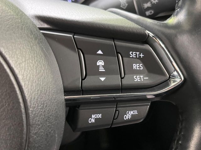 【マツダ・レーダークルーズコントロール】高速道路での長距離走行が楽に!自動で速度を保つクルーズコントロールが、衝突軽減システムと連携し、前方の車両を感知して車間を保つように速度調節してくれます!!