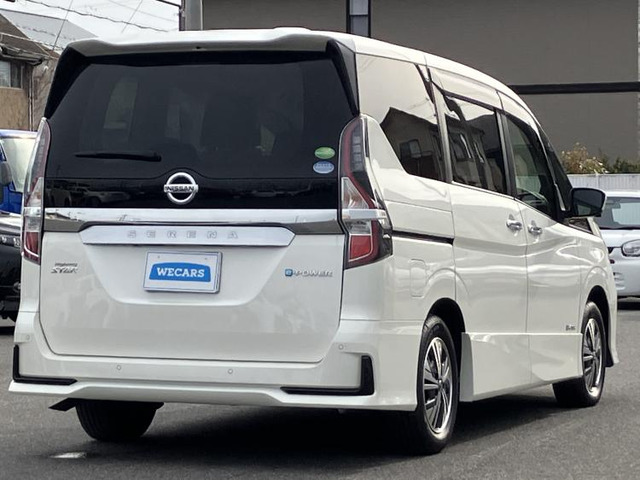 セレナ1.2 e-POWER ハイウェイスターV