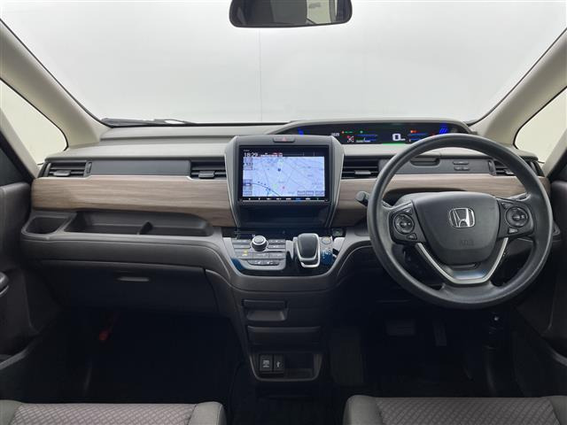 フリード1.5 ハイブリッド G