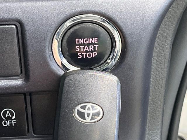 �y�X�}�[�g�L�[�z�J�o����|�P�b�g�ɓ��ꂽ�܂܂ł��h�A�̎{���E�������\�ȃX�}�[�g�L�[�𑕔��B�G���W���̃I���E�I�t�����J�M�����o���K�v����������Ƃ��Ă��֗��ł���