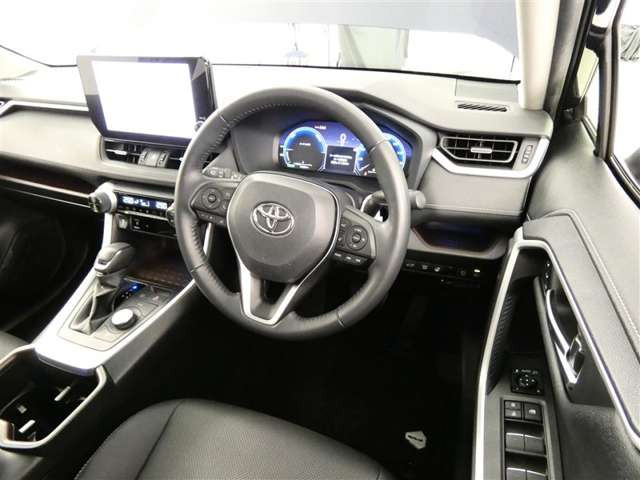 RAV42.5 ハイブリッド G E-Four 4WD