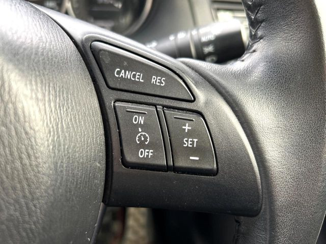 �y�N���[�Y�R���g���[���z�������H�����N���N���s�B�A�N�Z���𗣂��Ă���葬�x�ő��s���ł��A�������^�]���̕��S���y��!�����E�������ȒP�ȃX�C�b�`����Œ����ł��܂��B