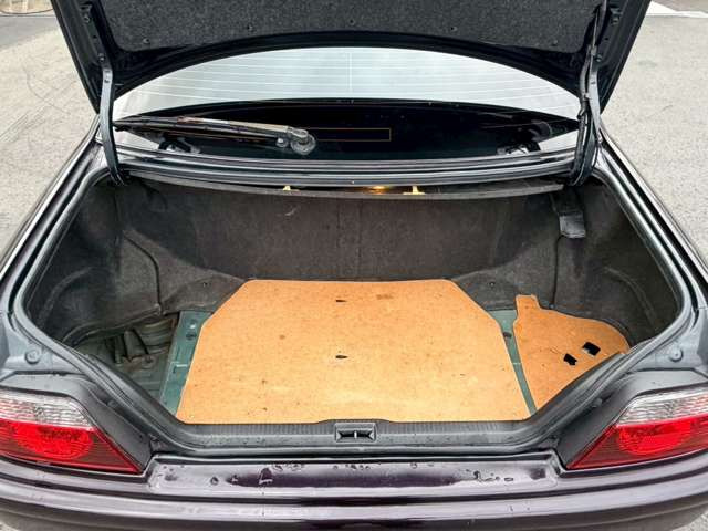 �C�ɂȂ邨�Ԃ�����܂�����E�̓d�b�ԍ����璼�ڂ��X�ɂ��₢���킹���������B�x�����@����ԗ����A��Ԃ܂łȂ�ł������������Ē����܂��B�X�^�b�t�ꓯ���A�����҂����Ă���܂��B