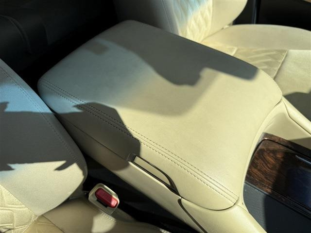 ���Ǝҗl�ւ̔̔��͂��f�肳���Ă��������܂��B �Ԍ������ԗ��̏ꍇ�́A�Ԍ����擾�������x�������z�ŕ\�����Ă���܂��B