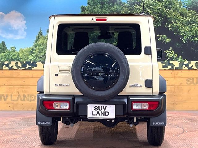 安心の最長10年・走行無制限保証(有償)をご用意。保証内容も充実はもちろん、無料点検&オイル交換や、年中無休の全国・24時間ロードサービスも付帯されておりますのでご安心下さい。