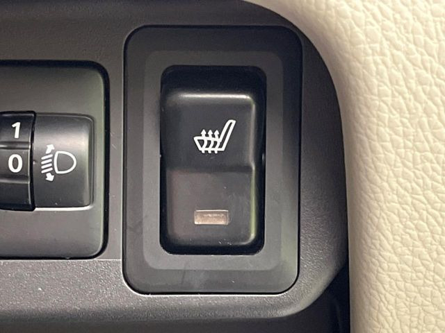 �y�V�[�g�q�[�^�[�z�������ɏd�󂷂�V�[�g�q�[�^�[!�G�A�R����葁�����܂��Ă����̂Ŋ�����̐l�����S�ł��ˁ�G�A�R���̉����͊������邩����A�Ƃ������ɂ����������߂ł��B