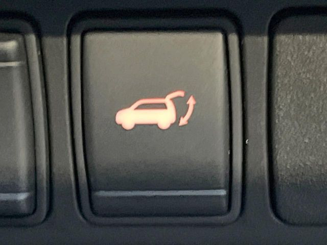 �y�p���[�o�b�N�h�A�z�X�}�[�g�L�[��^�]�Ȃ̃{�^�������������Ń��A�Q�[�g�������ŊJ���܂�!�ו��������Ă��鎞��A�����ʒu�ɂ���o�b�N�h�A��߂�ۂɕ֗��ȋ@�\�ł���