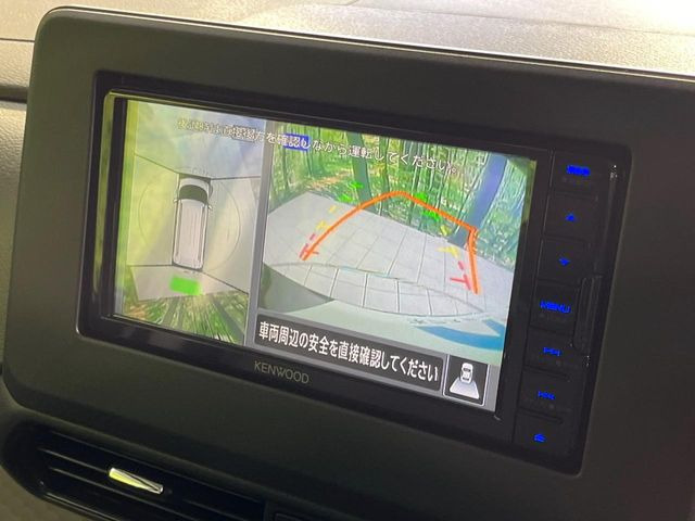 �y�}���`�A���E���h���j�^�[�z��p�̃J�����ɂ��A�ォ�猩���낵���悤�Ȏ��_��360�x�N���}�̎��͂��m�F���邱�Ƃ��ł��܂������p�������m�F���₷���A�����ꏊ�ł̐؂�Ԃ��⒓�Ԃ��X���[�Y�ɍs���܂��B