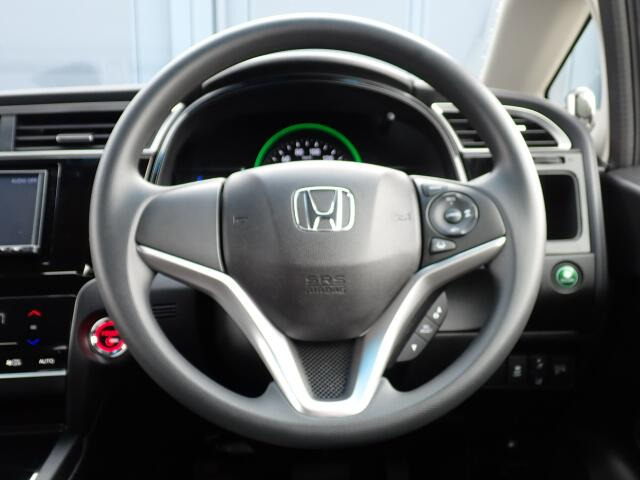 �X�e�A�����O�͂ƂĂ����ꂢ�ȏ�Ԃł��B