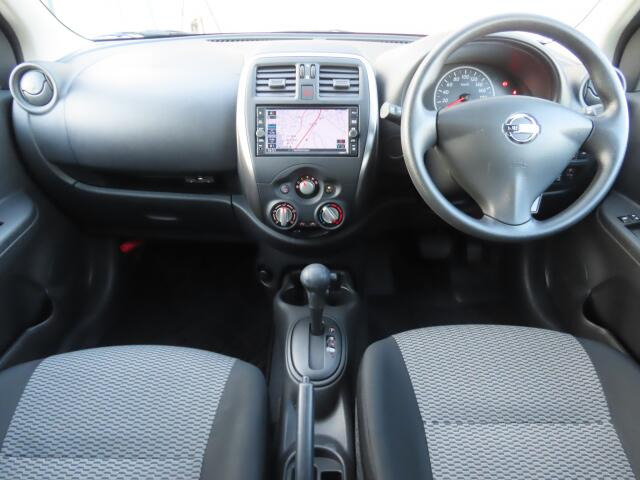 ���O���̐��|�E�K���X�n�{�f�B�R�[�e�B���O��CAR�N���[�j���O���Ǝ҂��{�H�������܂��̂ő�ϐ����B�I���b�N�X�����Ԃł݂͂Ȃ��܂ɉ��K�ȃh���C�u�����񑩁B