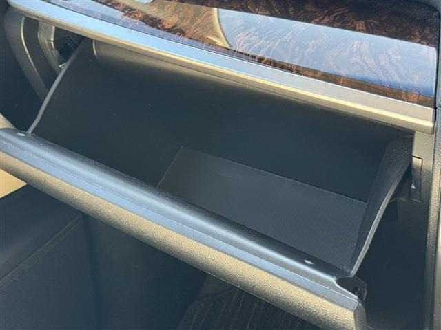 ���Ǝҗl�ւ̔̔��͂��f�肳���Ă��������܂��B �Ԍ������ԗ��̏ꍇ�́A�Ԍ����擾�������x�������z�ŕ\�����Ă���܂��B