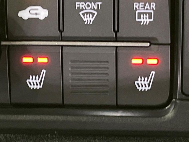 �y�V�[�g�q�[�^�[�z�������ɏd�󂷂�V�[�g�q�[�^�[!�G�A�R����葁�����܂��Ă����̂Ŋ�����̐l�����S�ł��ˁ�G�A�R���̉����͊������邩����A�Ƃ������ɂ����������߂ł��B