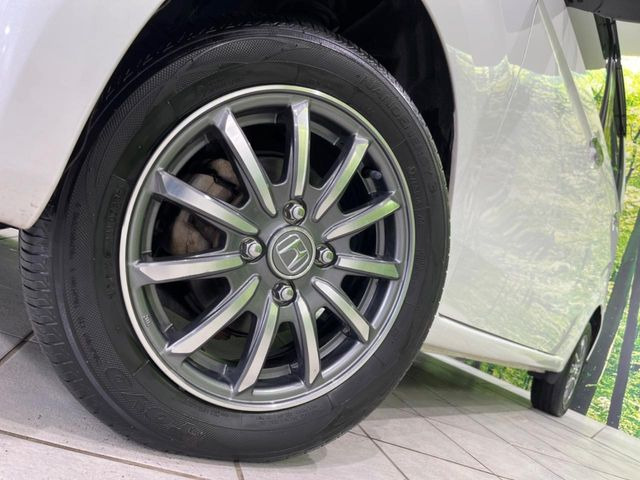 �y����14�C���`�A���~�z�C�[���z�O�ςɃ}�b�`���������A���~�z�C�[���𑕒����Ă���܂��B�e��ЊO�A���~�z�C�[����A�X�^�b�h���X�^�C�����戵�����Ă���܂��B���񂲑��k����������