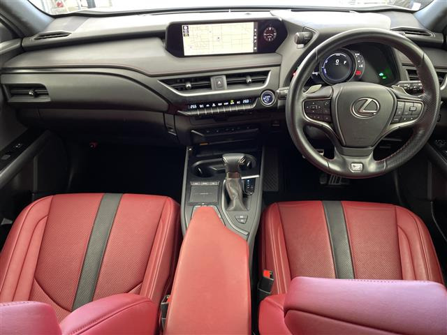 UX250h Fスポーツ